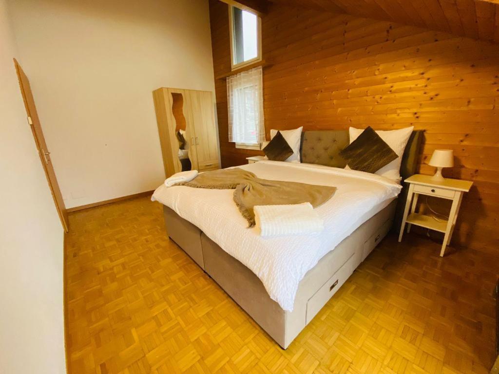 Lake View Apartment -14 Niederried bei Interlaken Екстериор снимка